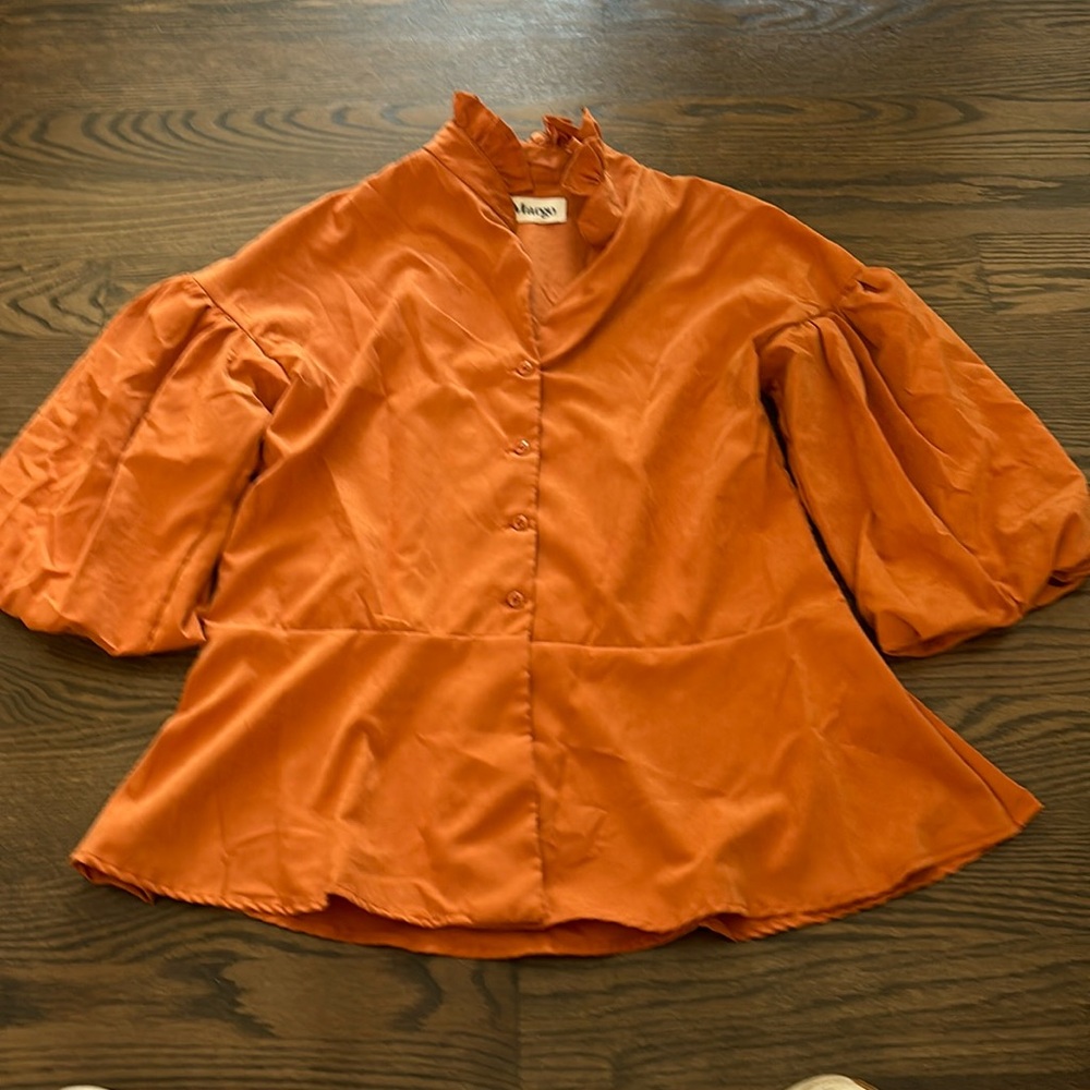 Margo top